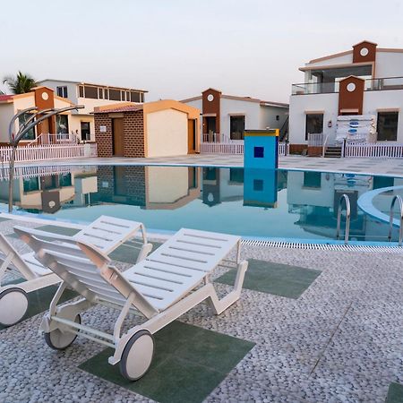 Flamingo Club And Resort Una 3 Km Away From Diu Check Post 외부 사진