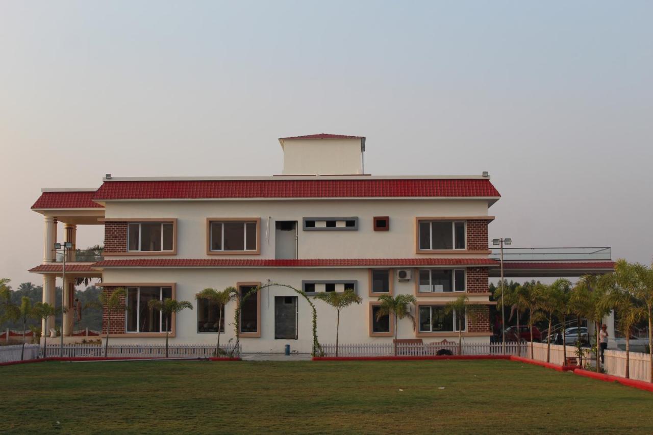 Flamingo Club And Resort Una 3 Km Away From Diu Check Post 외부 사진