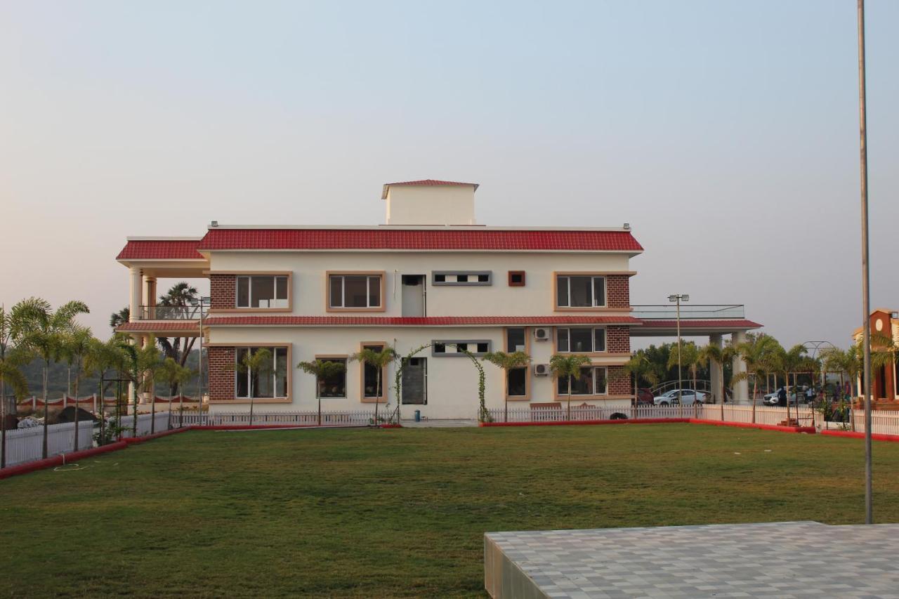 Flamingo Club And Resort Una 3 Km Away From Diu Check Post 외부 사진