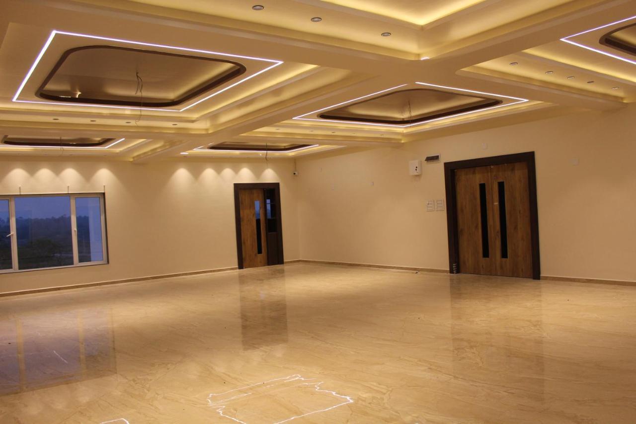 Flamingo Club And Resort Una 3 Km Away From Diu Check Post 외부 사진