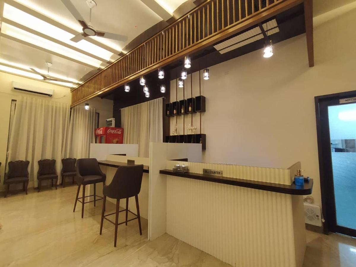 Flamingo Club And Resort Una 3 Km Away From Diu Check Post 외부 사진
