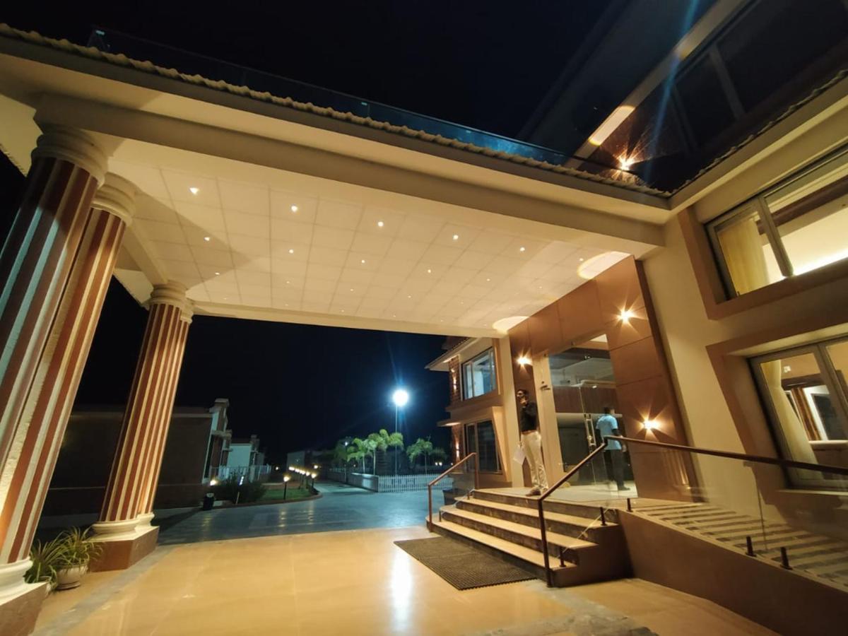 Flamingo Club And Resort Una 3 Km Away From Diu Check Post 외부 사진