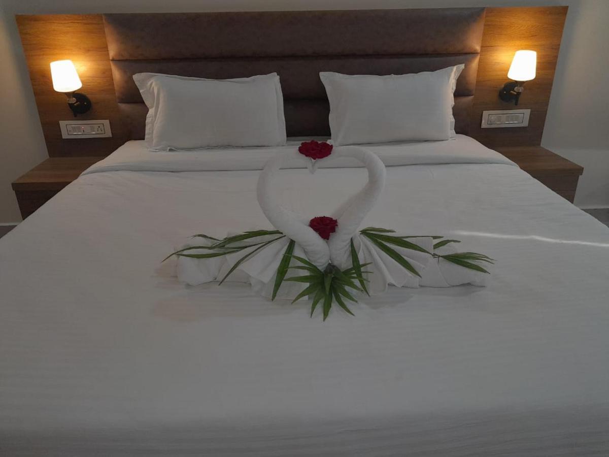 Flamingo Club And Resort Una 3 Km Away From Diu Check Post 외부 사진