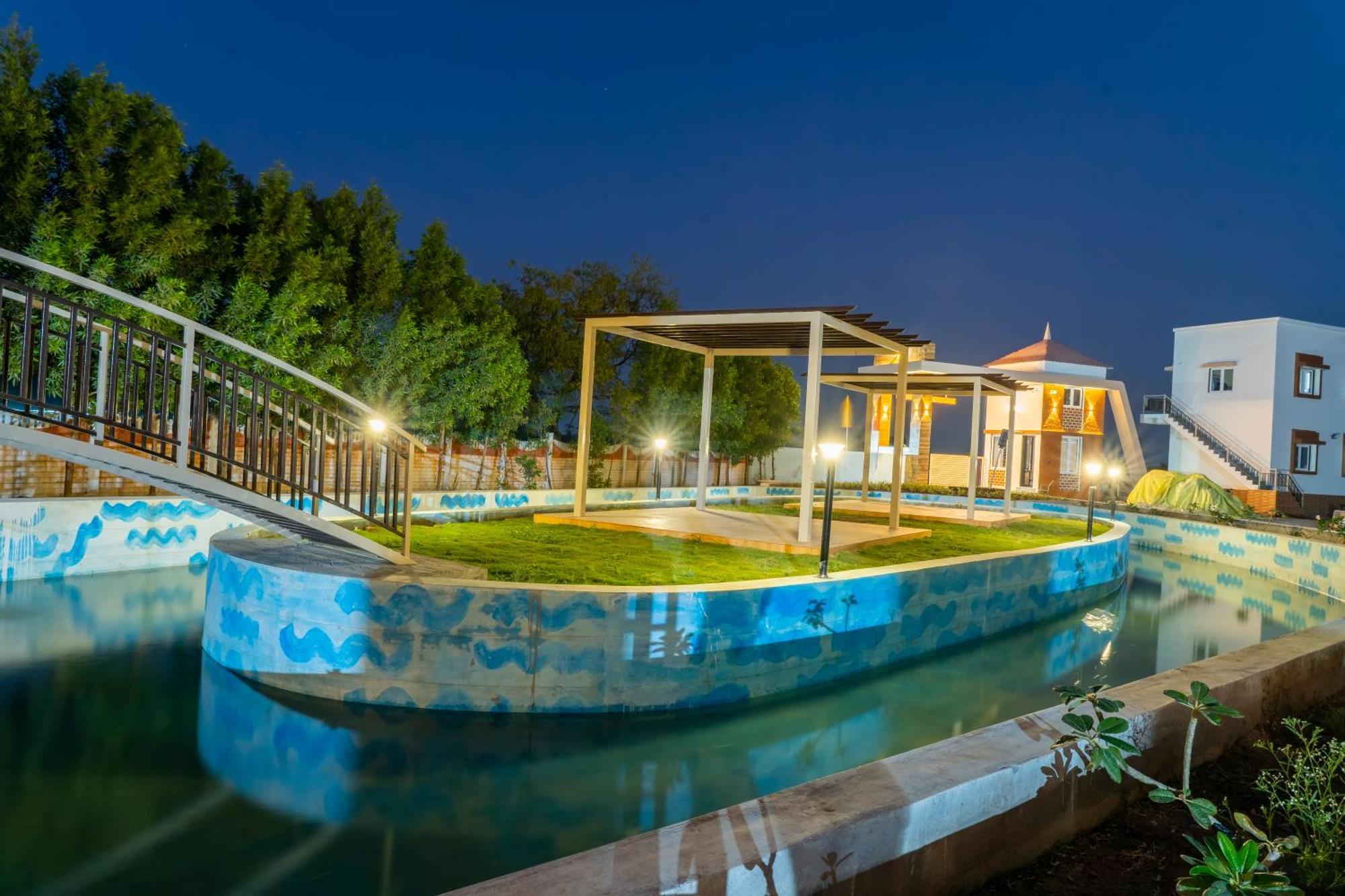 Flamingo Club And Resort Una 3 Km Away From Diu Check Post 외부 사진