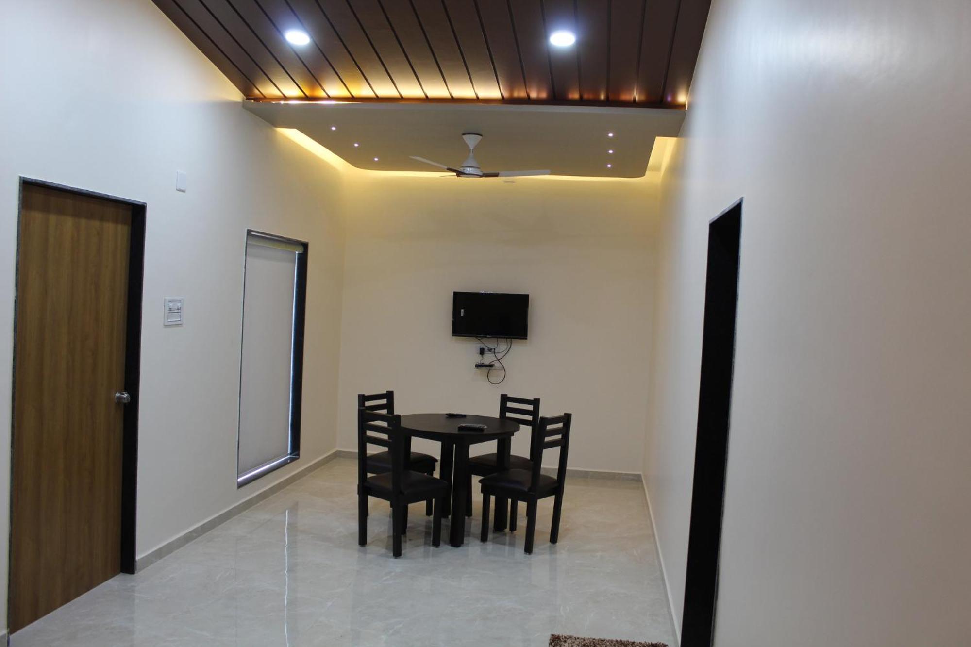 Flamingo Club And Resort Una 3 Km Away From Diu Check Post 외부 사진