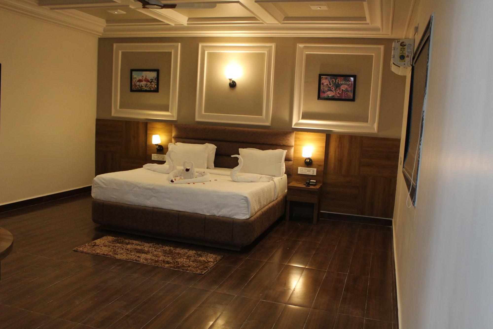 Flamingo Club And Resort Una 3 Km Away From Diu Check Post 외부 사진