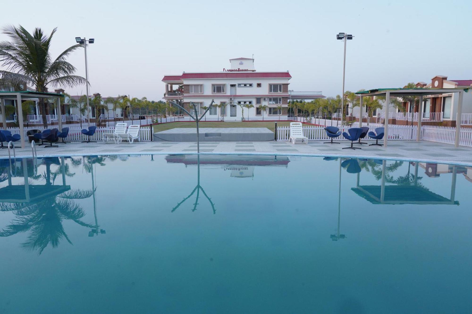 Flamingo Club And Resort Una 3 Km Away From Diu Check Post 외부 사진