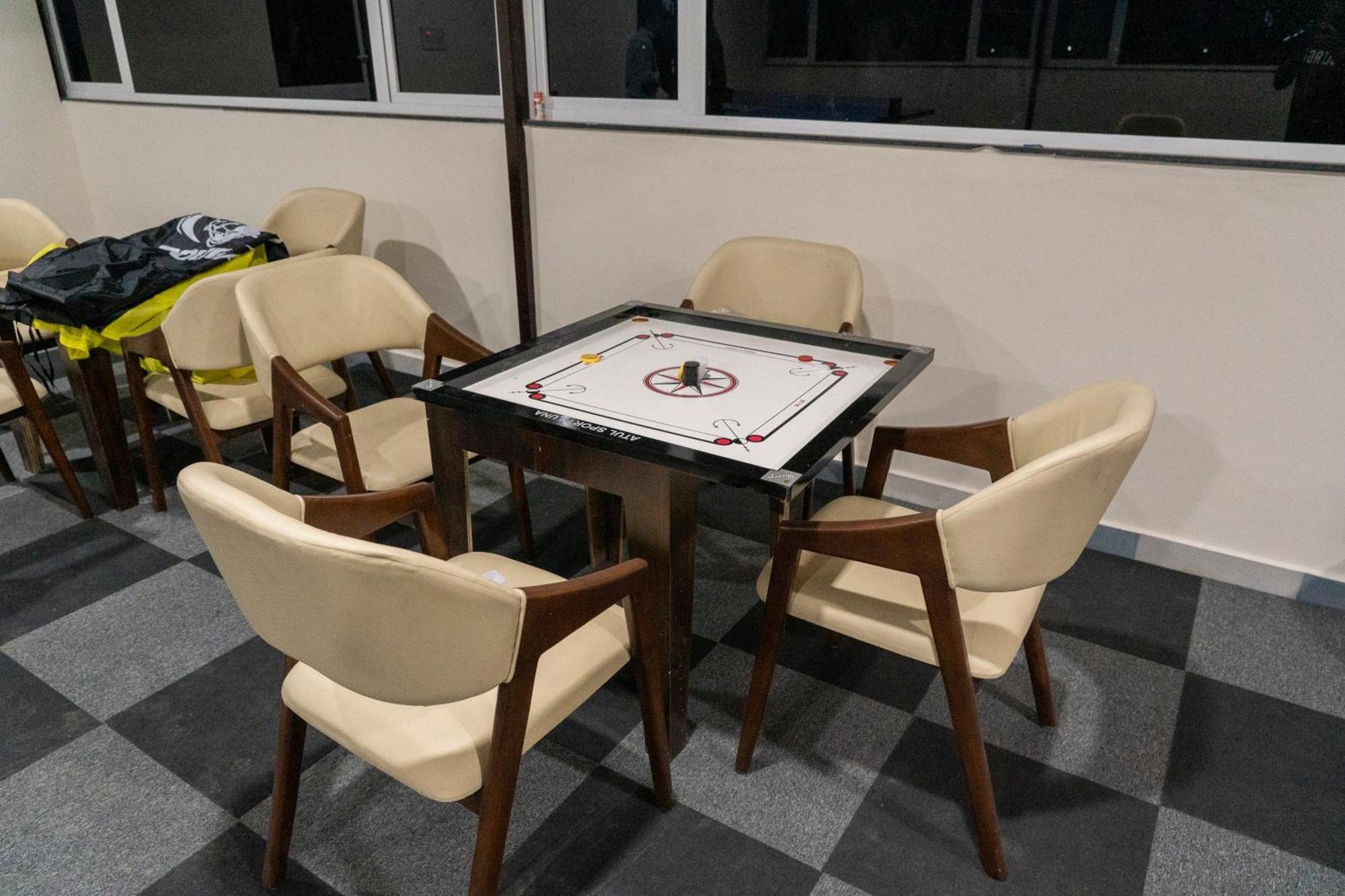 Flamingo Club And Resort Una 3 Km Away From Diu Check Post 외부 사진